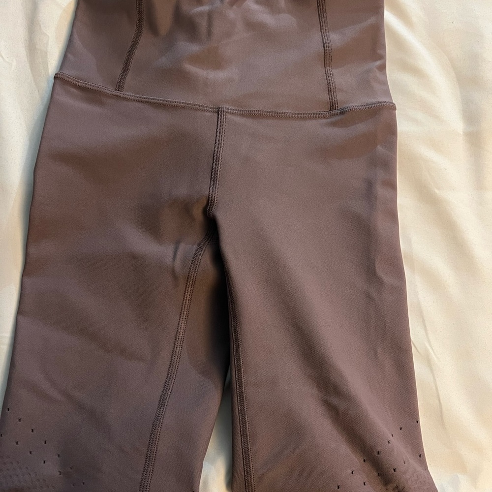Lululemon leggings,,